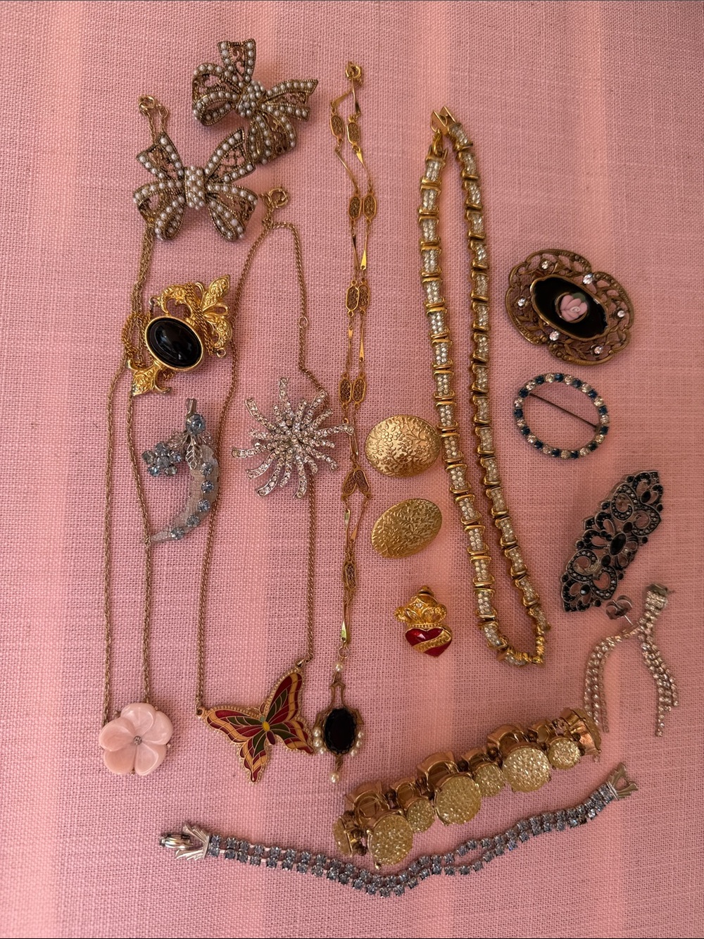 Vintage Jewelry lot 16 pieces|JOMAZ Avon Sarah Coventry|brooches Necklaces - Picture 1 of 16